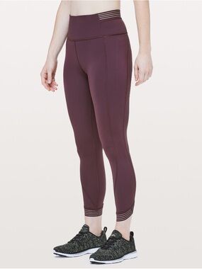 lululemon Find Focus 7/8 Tight in Plum